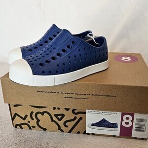 Native Jefferson Kids Navy Slip-On Shoes, New in Box, Children's Size 8